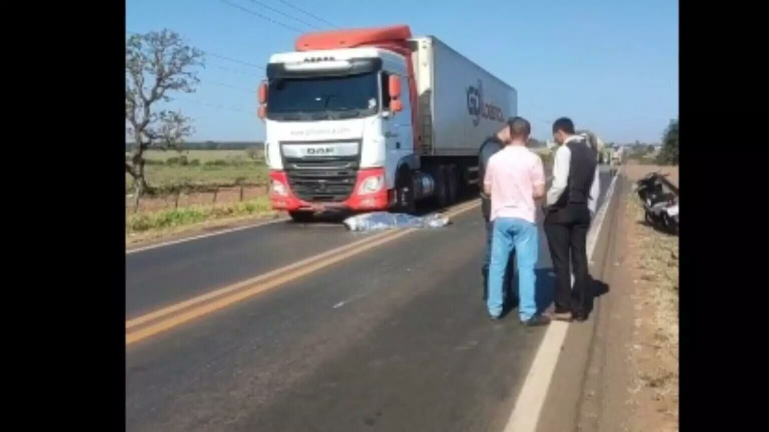 Imagem de compartilhamento para o artigo Acidente fatal: Motociclista morre em colisão com carreta na BR-262 em Três Lagoas da MS Todo dia